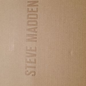 Steve madden